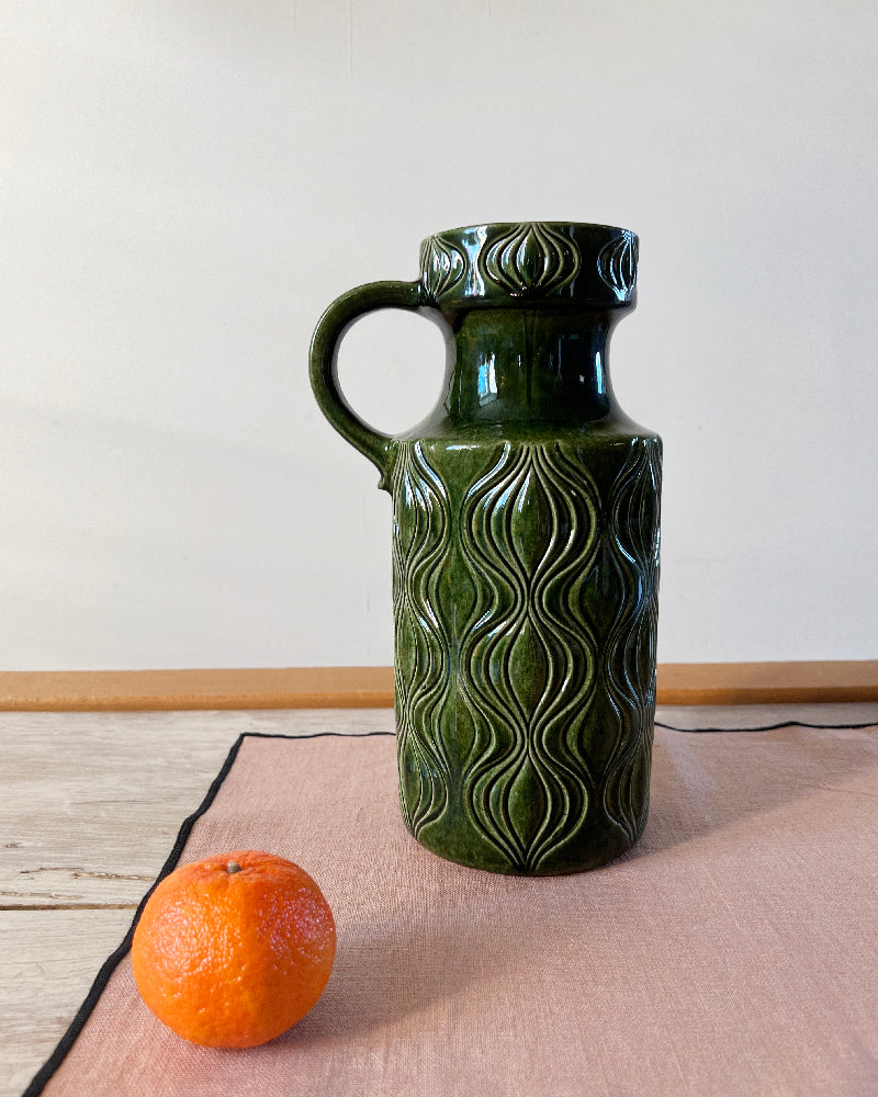 Carafe motif ondulé