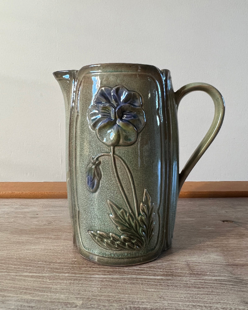 Carafe motif fleur